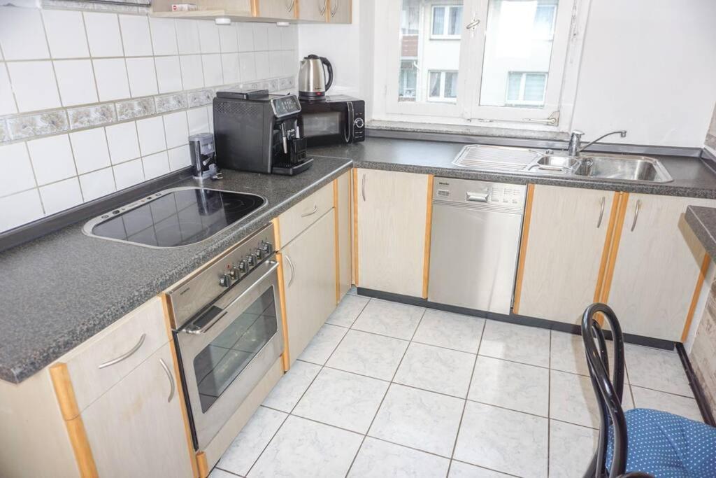 Apartment In Wuppertal - Charmante 3-Zimmer-Oase Mit Kamin Und Badewanne Exterior foto